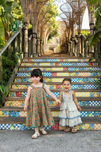 Genelia Layered Dress : WHITE WITH BLUE FLORAL PRINT: : Infant : Toddler : Tween : Women