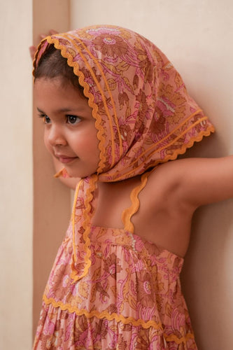 Triangle Scarf : PASTEL PINK : One Size