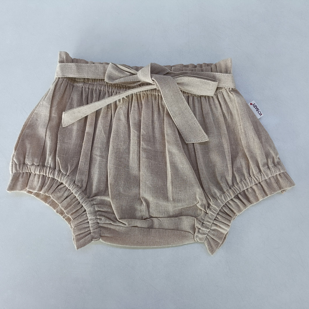 Couvre-couche style short en chambray beige avec ceinture