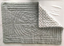 Reversible Quilted Blanket - Sage booti Printed & Stripes