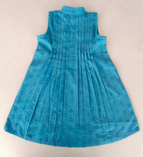 Robe Dobby cœur bleu avec plis pour enfants et nourrissons