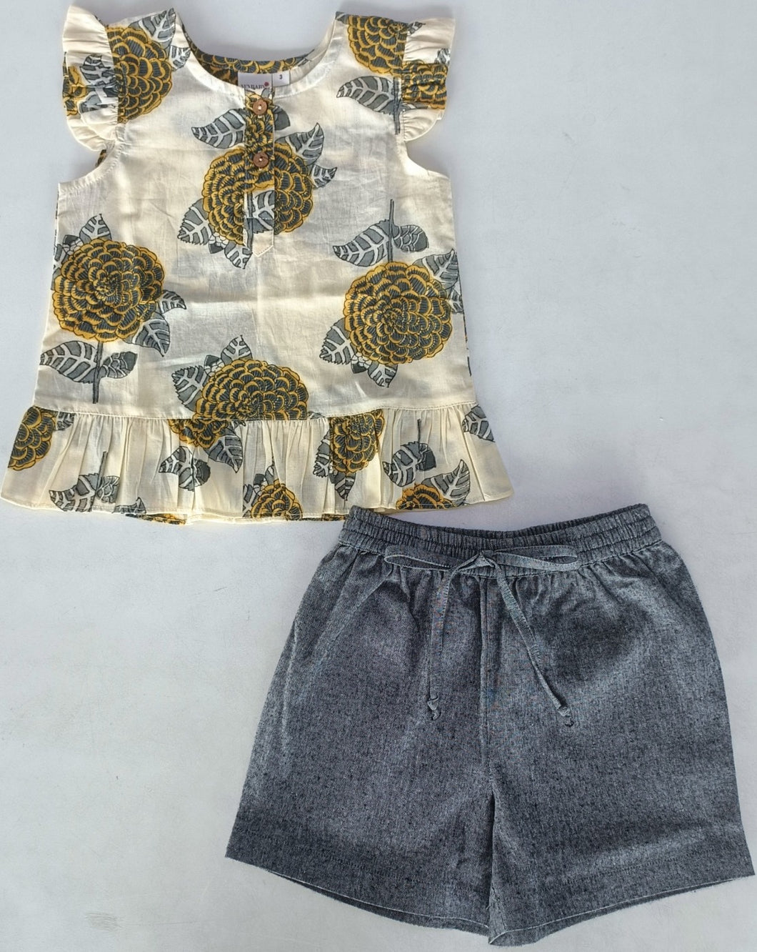 Mustard & Grey Floral Print Sleeve Ruffled Top & Black Chambray Shorts Set