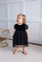 Black Tulle Solid Color Puff Sleeves Gathered Dress