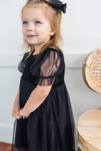 Black Tulle Solid Color Puff Sleeves Gathered Dress