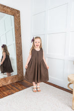 Brown Solid Color Pintuck Gathered Dress