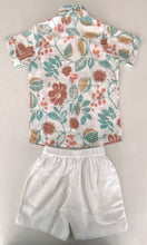 Unisex Kids' White Floral Cotton Shirt with Solid White Shorts Set