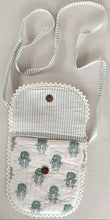 Borsa tote piccola per bambini Sage Booti &amp; Stripe con chiusura magnetica e dettagli in pizzo