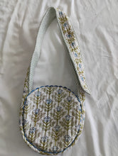 Quilted Round Sling Bag : BLUE : One Size