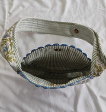 Quilted Round Sling Bag : BLUE : One Size