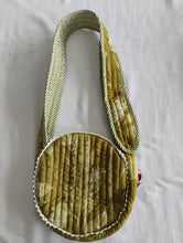 Quilted Round Sling Bag : GREEN : One Size
