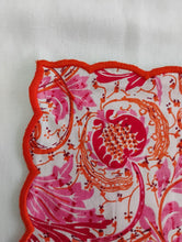 Handkerchief With a Buttonhole : WHITE : One Size