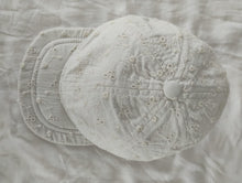 Embroidered Cap : WHITE. Infant : Toddler :Tween