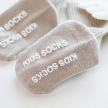 Knitted Angel-Wing Socks - Girls